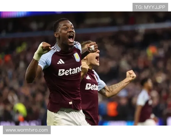 记者：纳瓦斯一直在训练保持状态，他非常乐意为巴萨效力